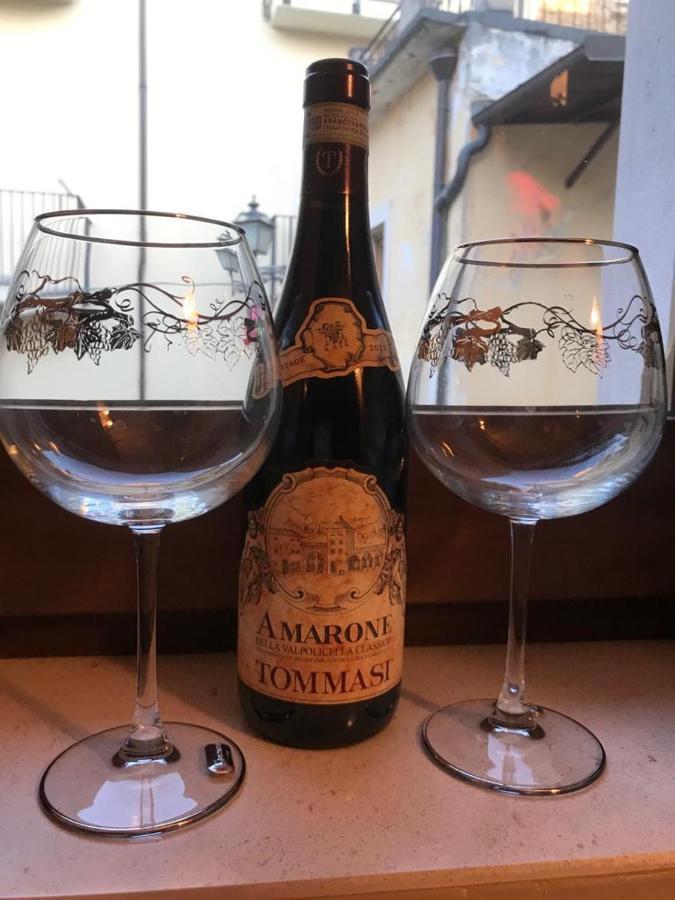 In Vino Veritas Sulmona Exteriör bild